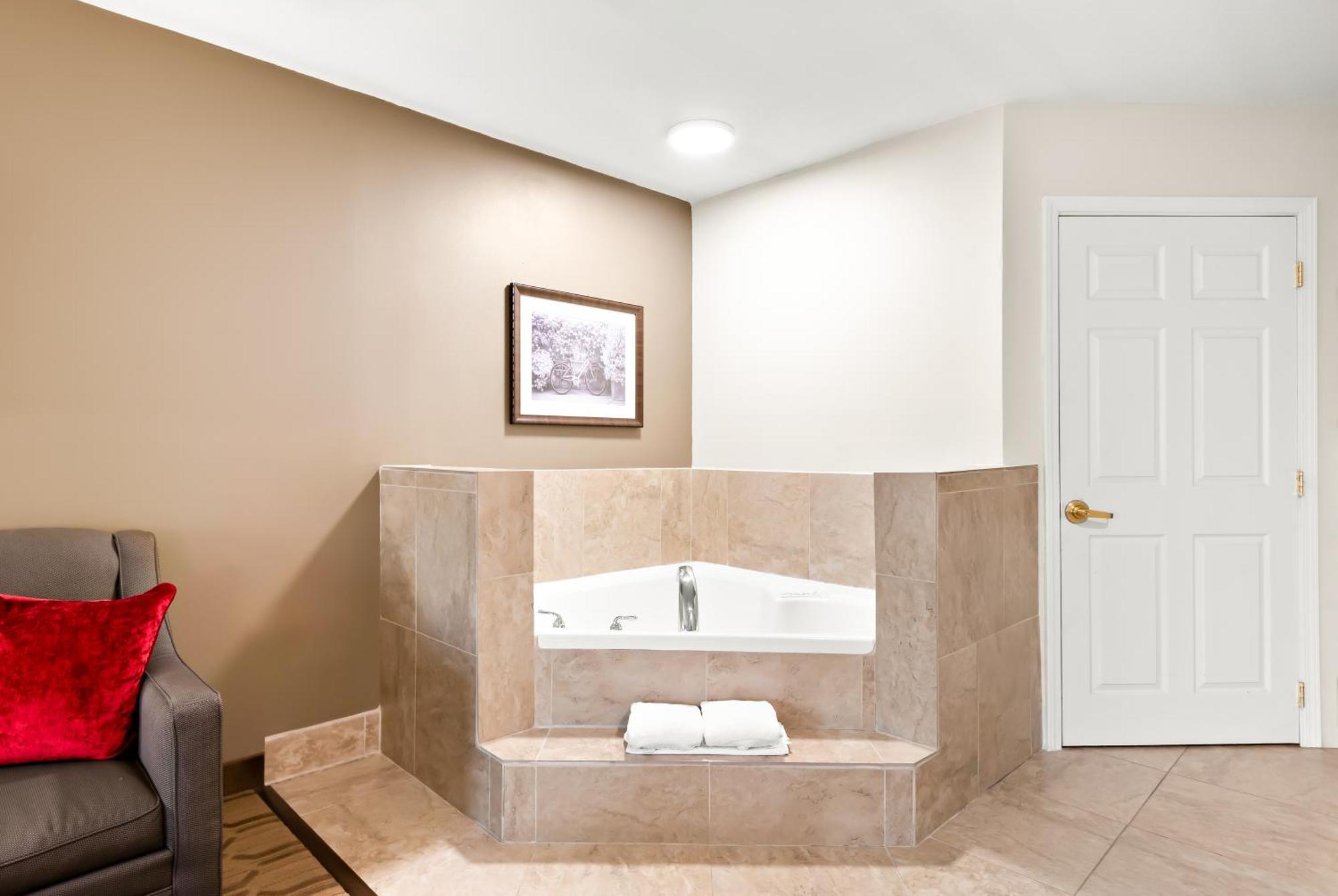Best Western Palmyra Inn & Suites Exterior foto